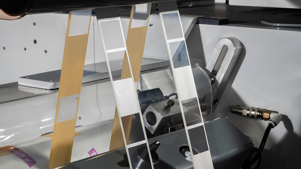 DISTORUN® finishing module with film backfeed system for less material usage