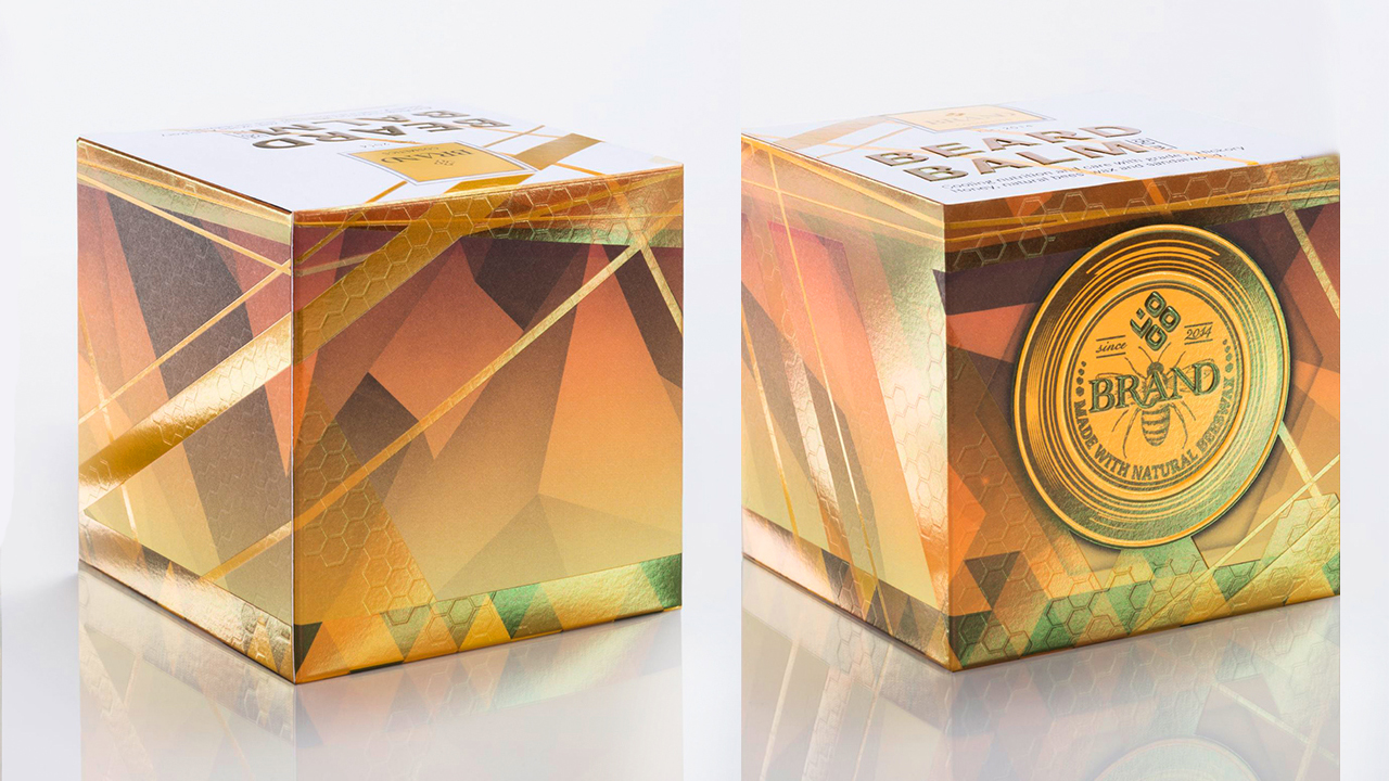 Würfelförmige Verpackung mit geometrischem, heißgeprägtem Design